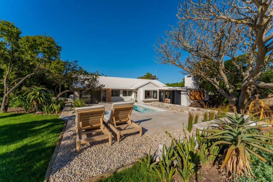 3 Bedroom Property for Sale in Cape St Francis Eastern Cape